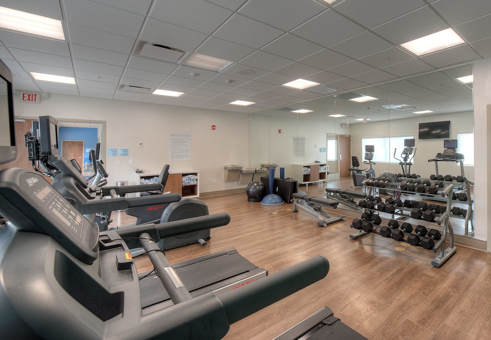 Holiday Inn Express Suites Fort Mill 36/62