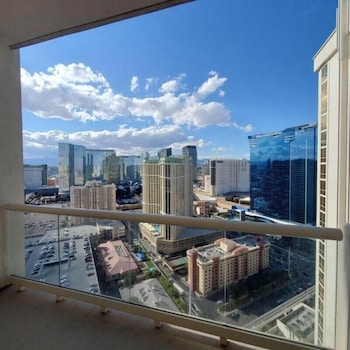 Luxury Suites International At The Signature 1/71