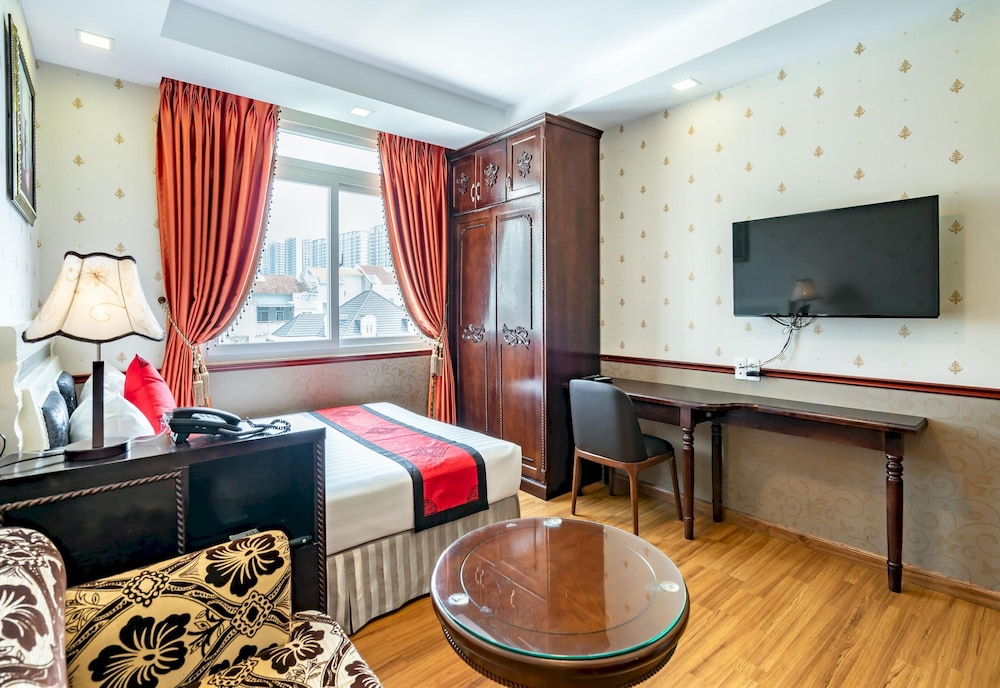 Collection O Emerald Luxury Apartment - Near SECC 38/47