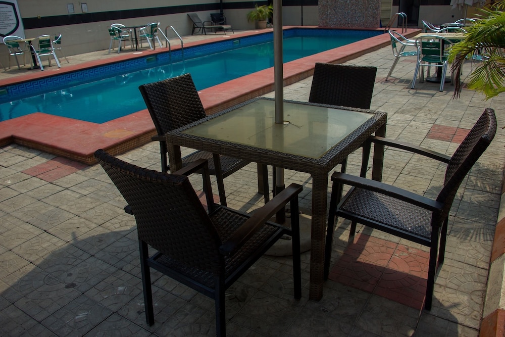 Eastgate Hotel Lekki 45/61