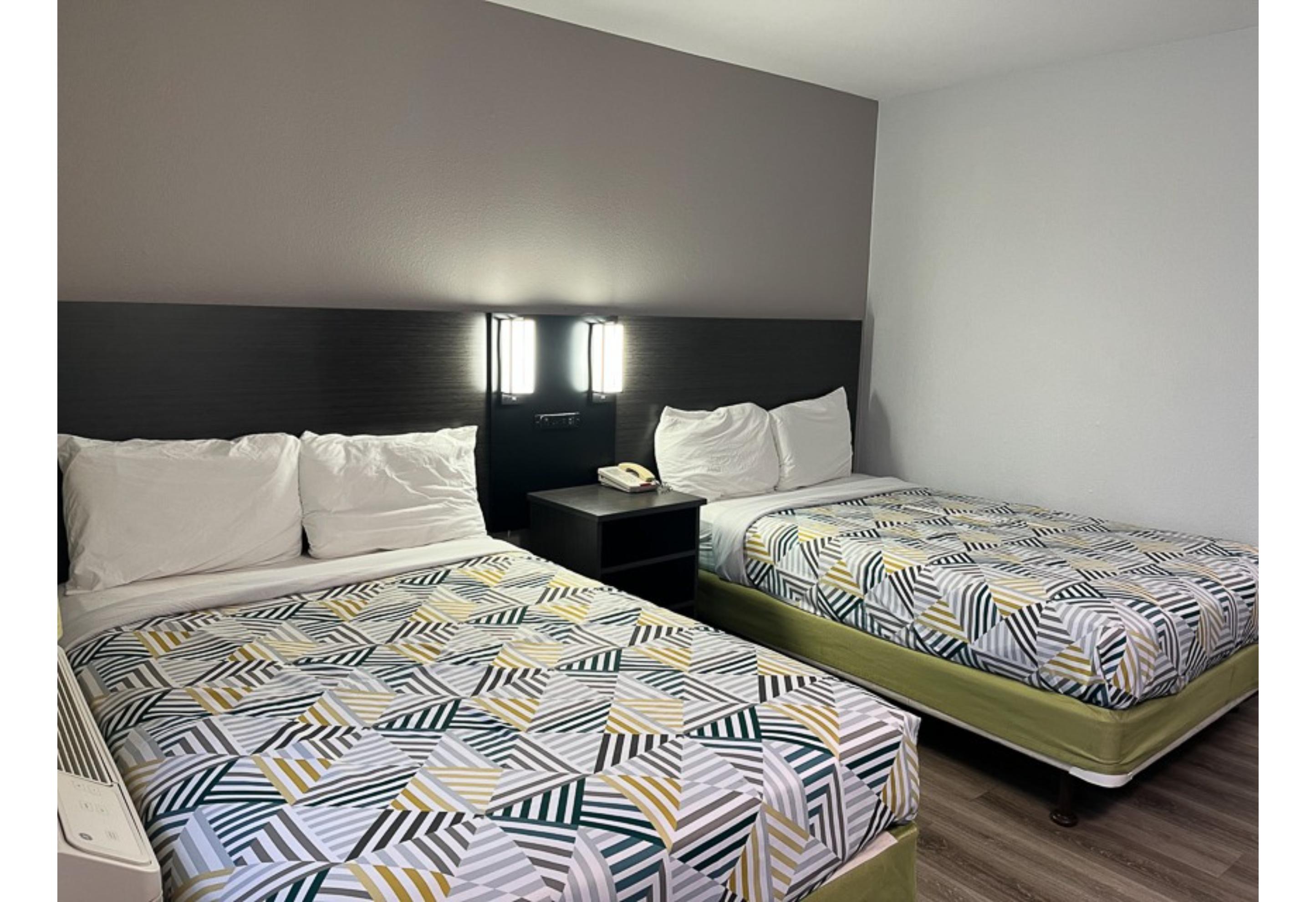 2 Full Beds