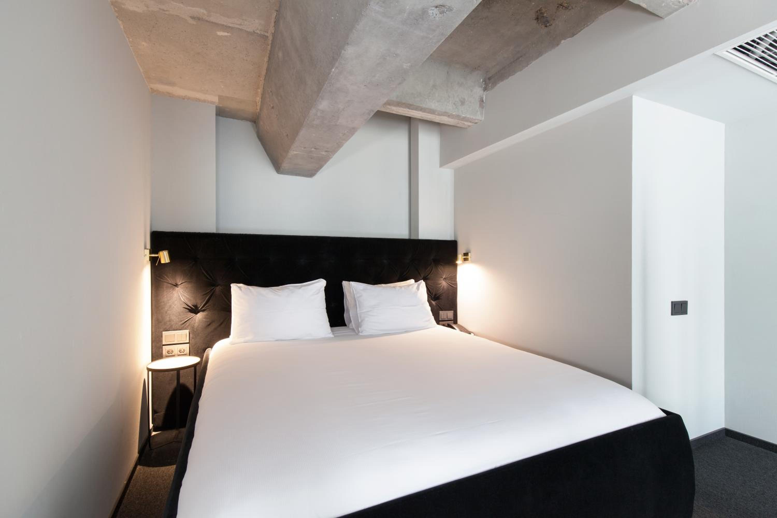 1 Bedroom, Suite