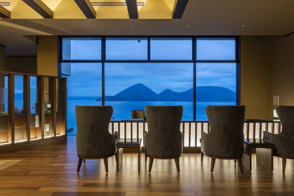 The Lake Suite Ko No Sumika 23/27