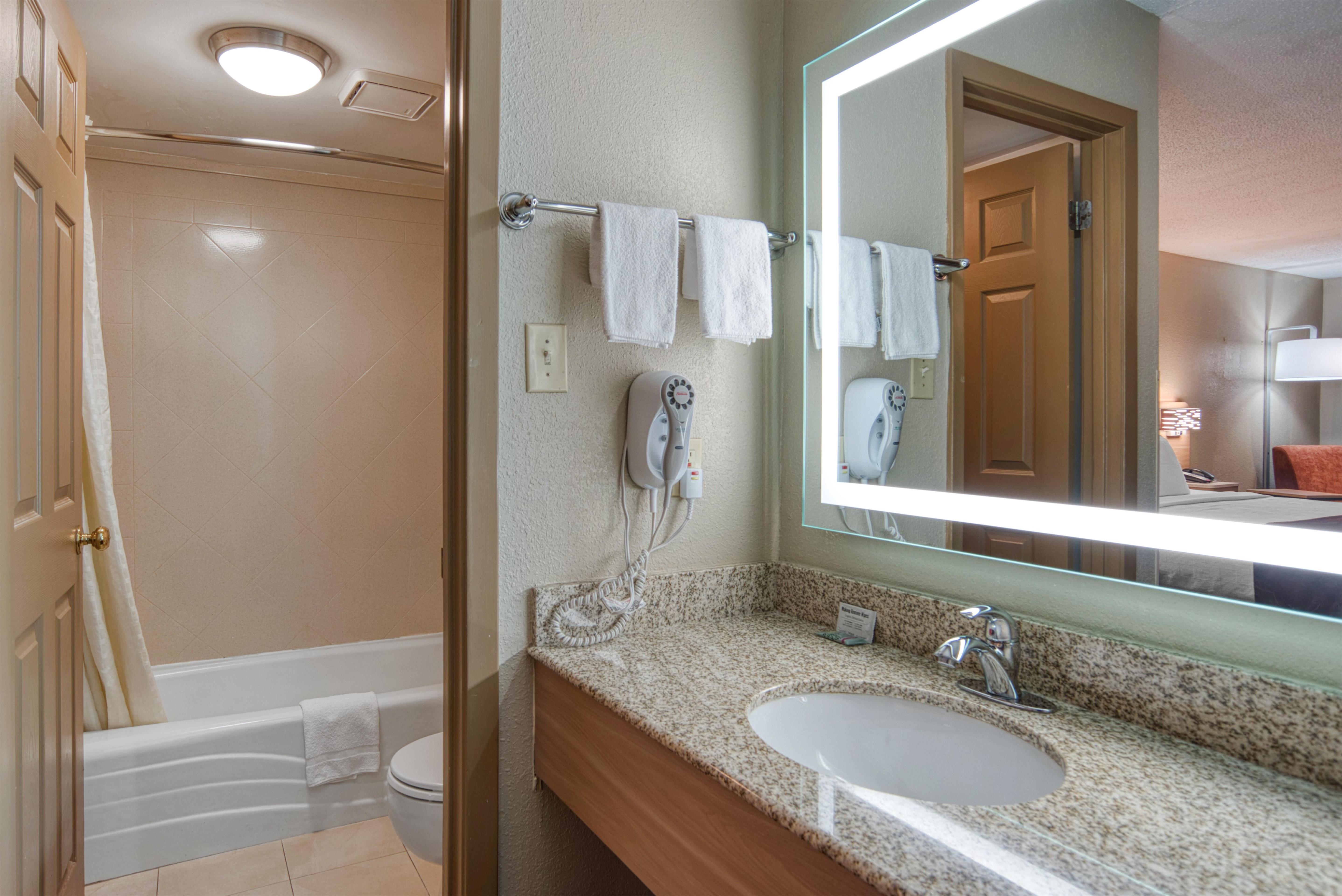غرفة بسرير كينج للمدخنين، Best Western Vicksburg 7/8