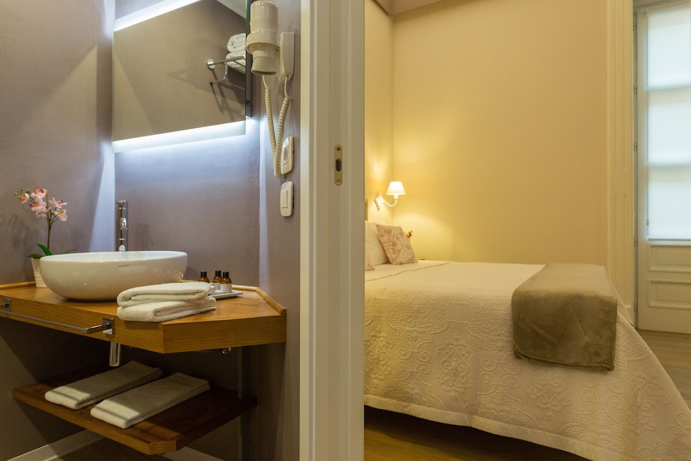 Bellaroto Suite 13/58
