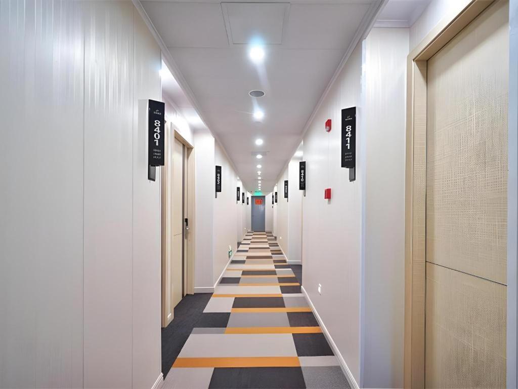 Shell Shanghai Baoshan District Songbin Road Subway Station Hotel photo3