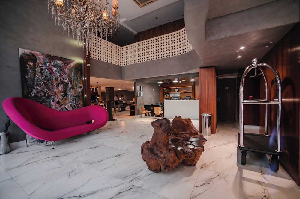 Brut by Slaviero Hoteis 49/63