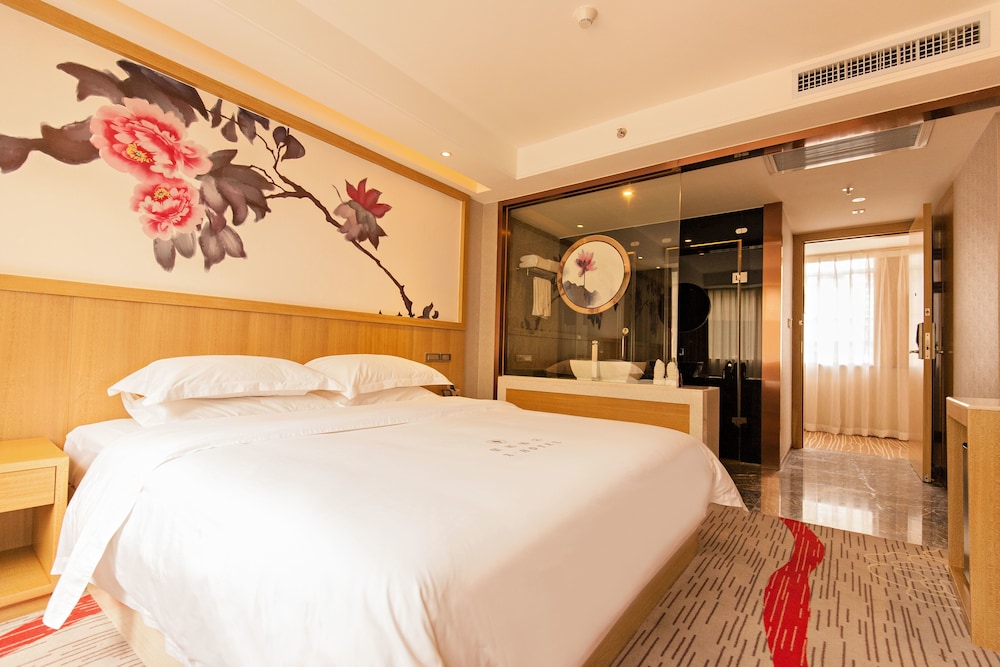 XingHe Hotel East Railway Branch 9/22