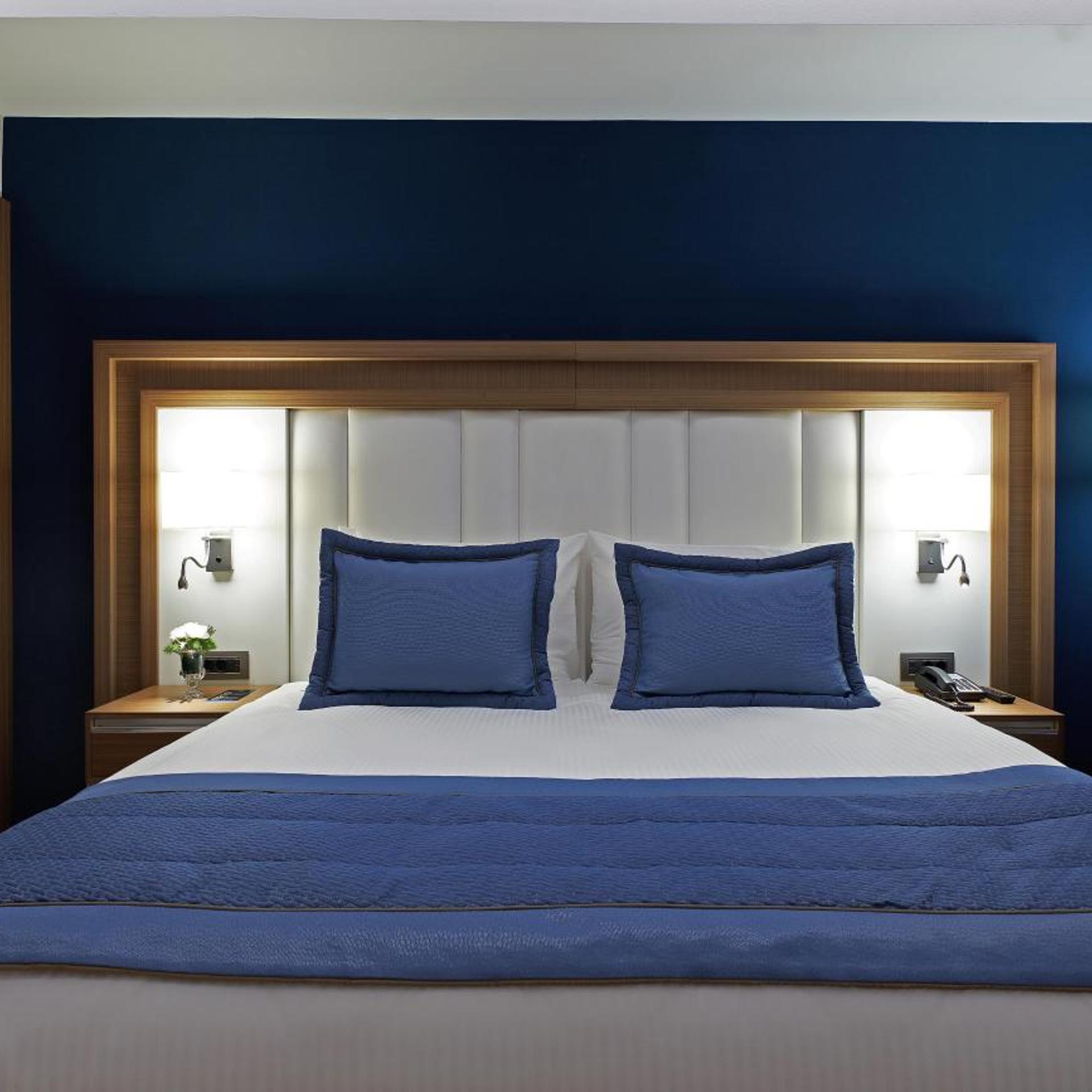 Superior, King Bed