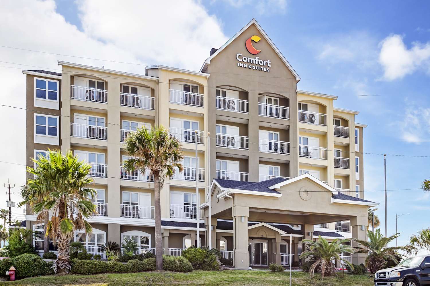 Comfort Inn & Suites Galveston Central Island near Pier 3/28