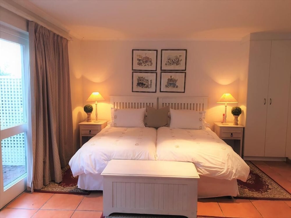 Roosboom Luxury Apartments 2/50