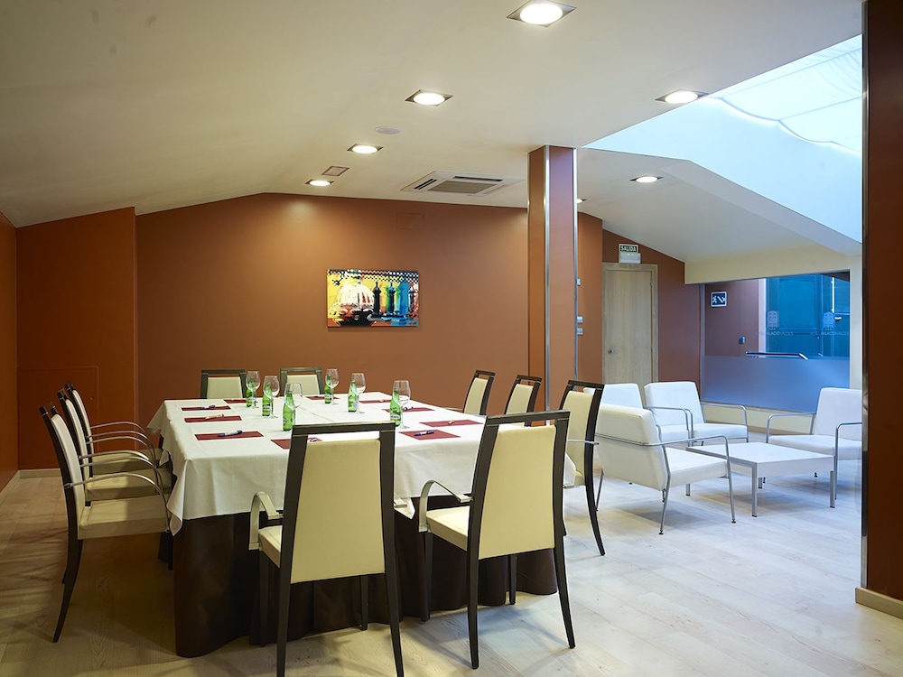 Hotel Alda Palacio Valdes 19/24