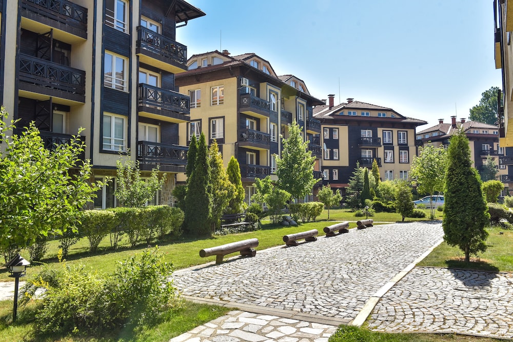 Bojur & Bojurland Apartment Complex 44/50