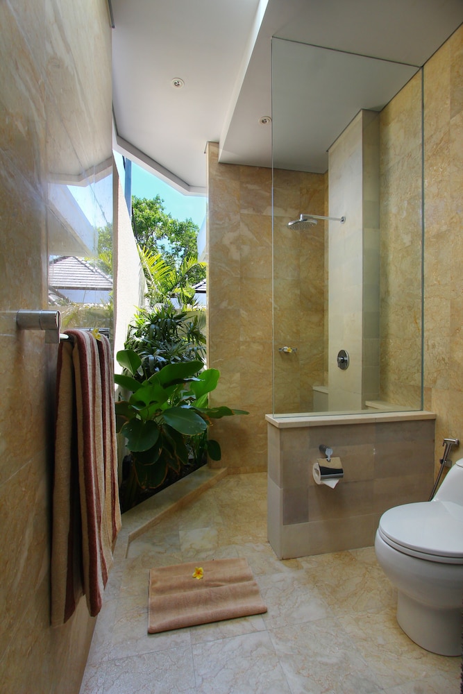 D&amp;G Villas Tanjung Benoa 48/50