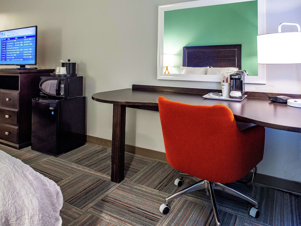 Hampton Inn Miami 43/44