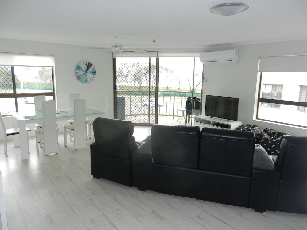 Kalua Holiday Apartments 49/69