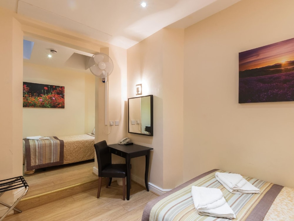 Notting Hill Gate Hotel 19/38