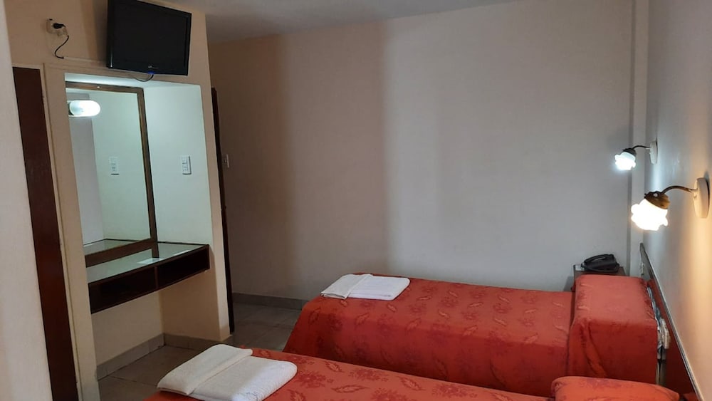 Hotel Marilian II 31/36