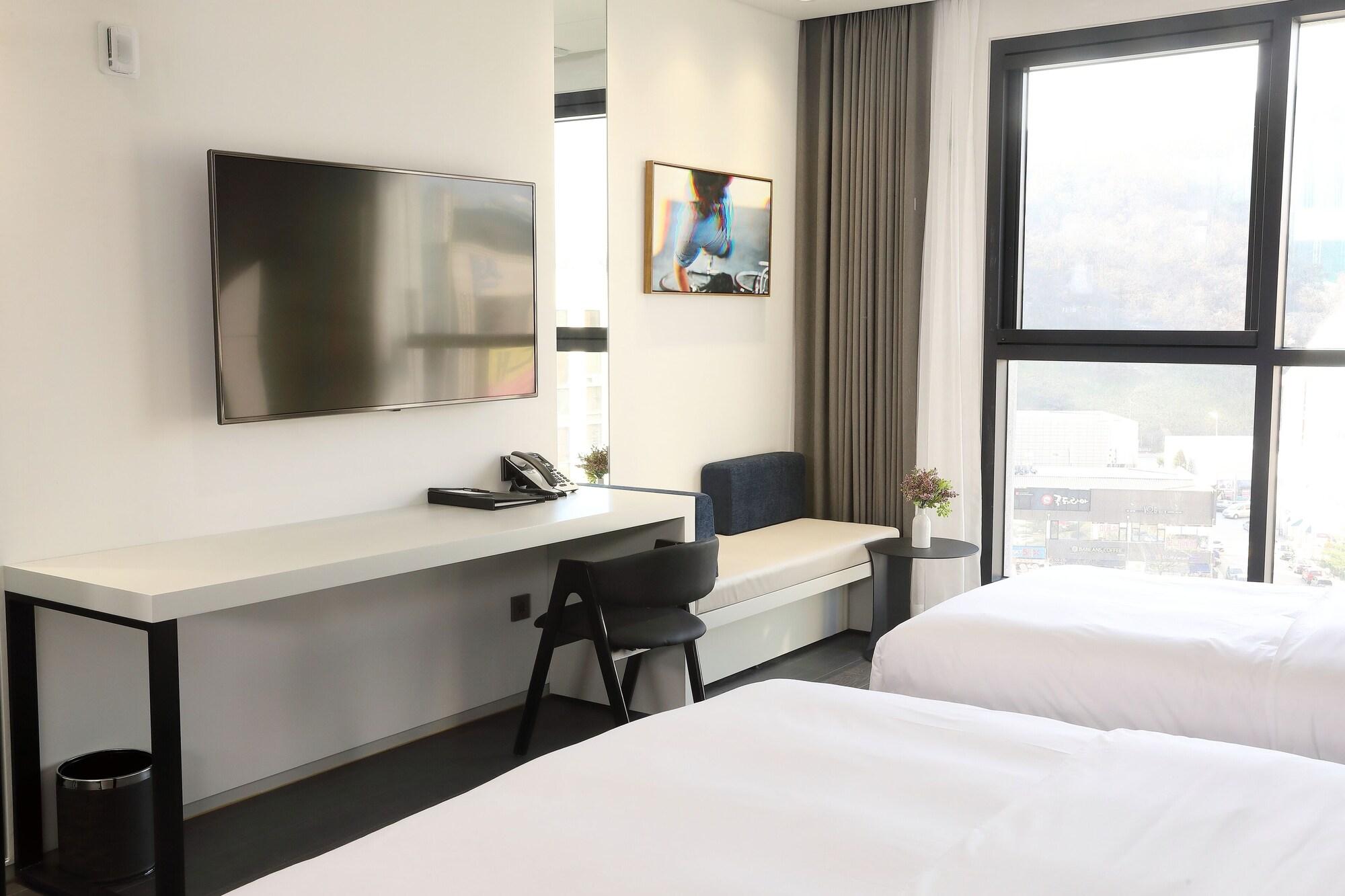 Orchid Hotel 22/50
