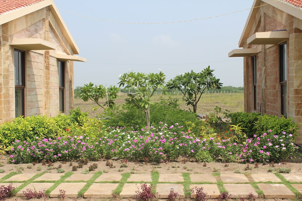 The Blackbuck Trails, VELAVADAR 36/49