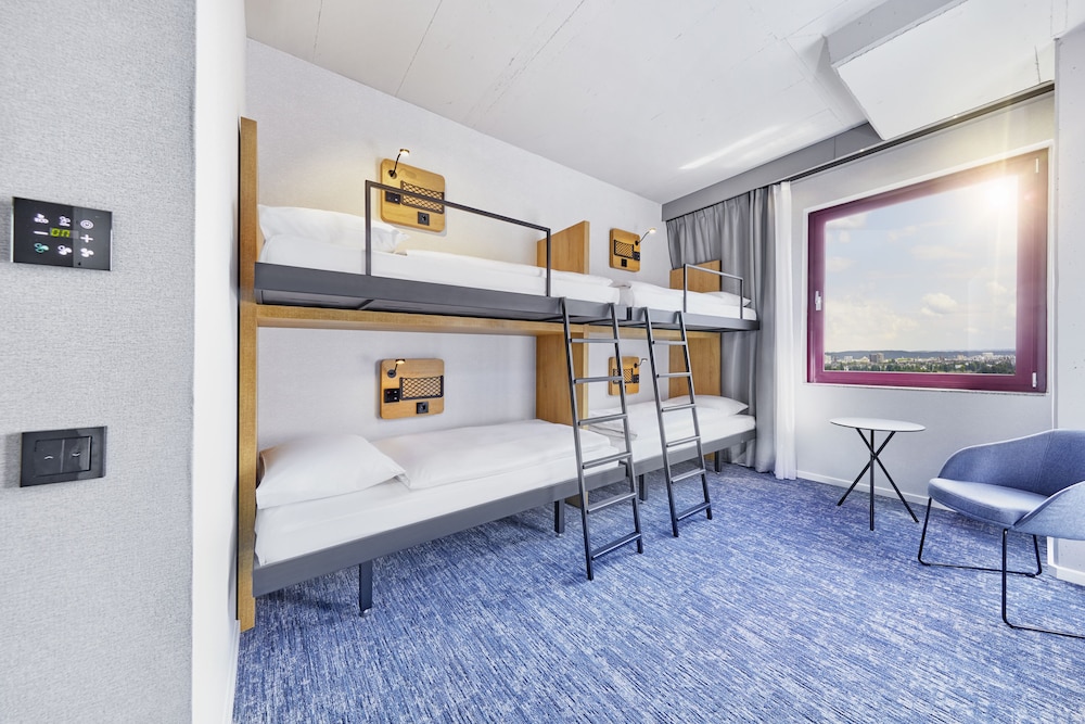 H2 Hotel Dusseldorf Seestern 16/30