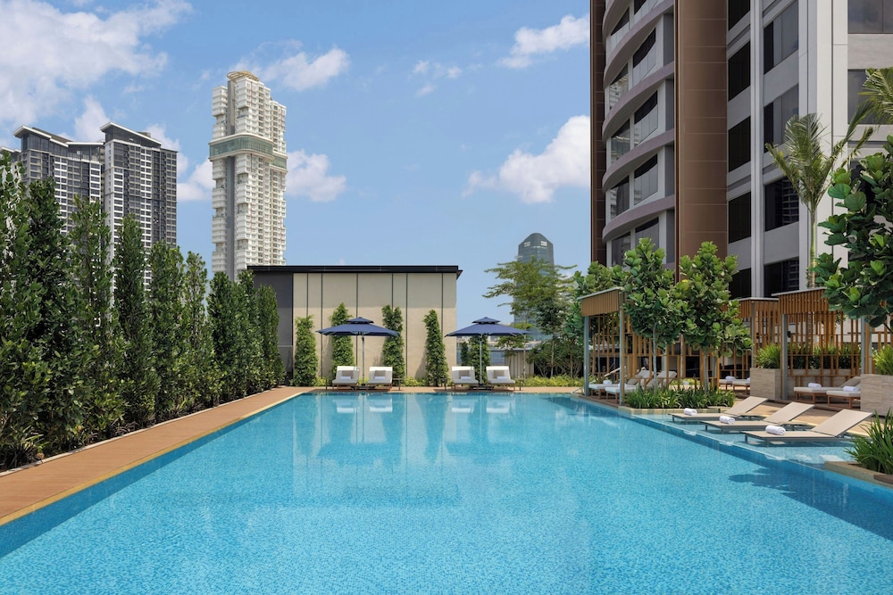 Sheraton Johor Bahru 43/49