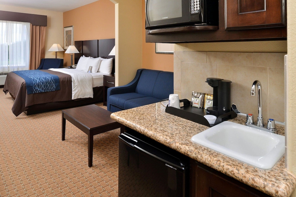Comfort Inn and Suites Mexia, TX 59/59
