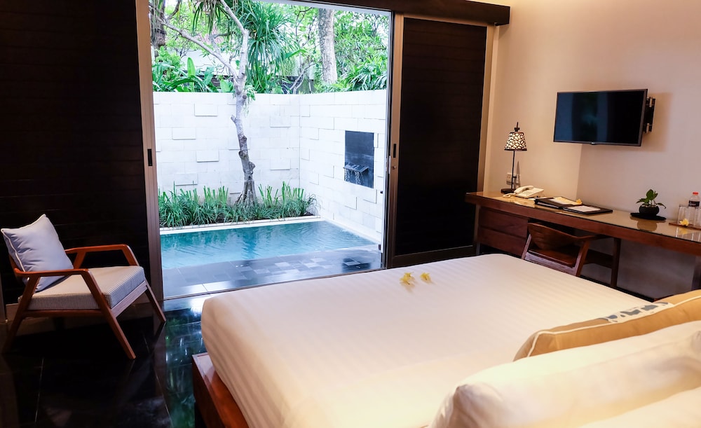Sun Island Boutique Villas & Spa Seminyak 12/33