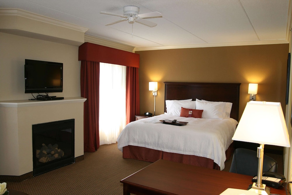 Hampton Inn And Suites Lanett West Point 12/45