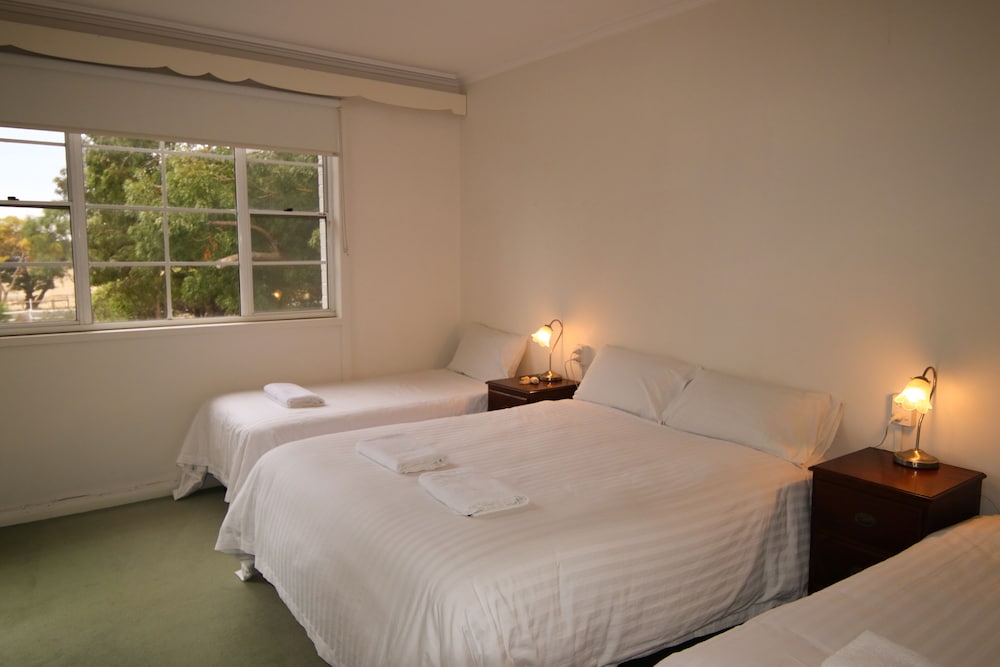 Cape Jervis Accommodation and Caravan Park 26/72