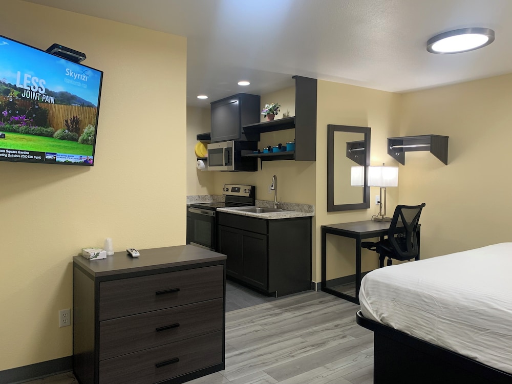 Relax Inn of Medford 23/38