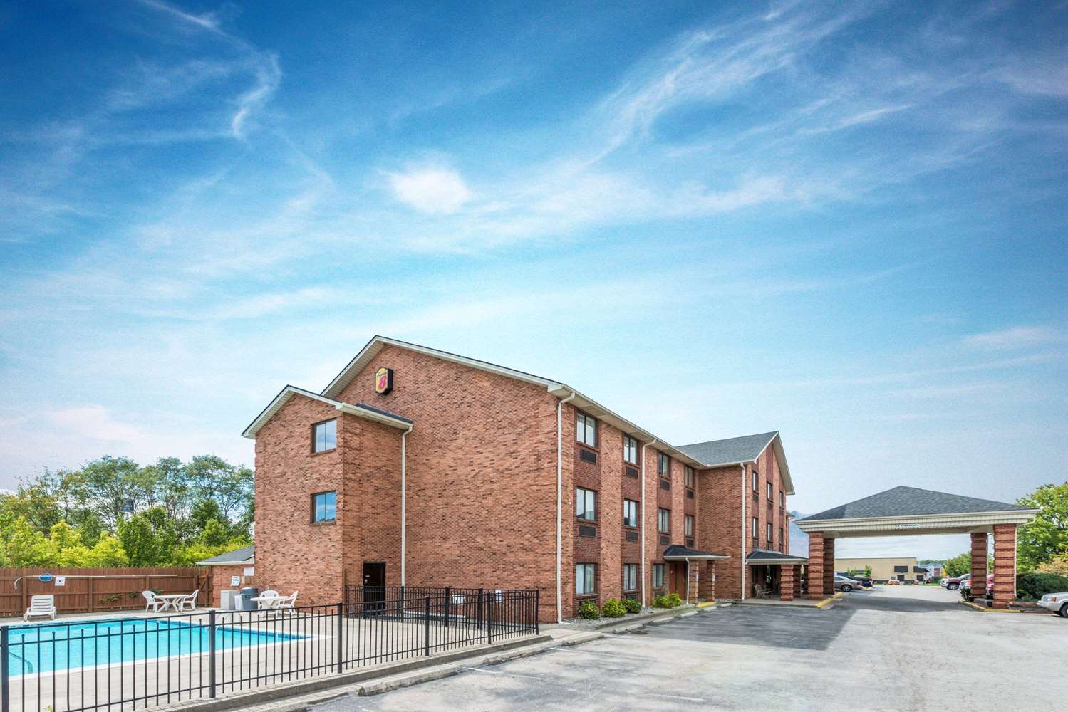 Super 8 by Wyndham Georgetown 2/15