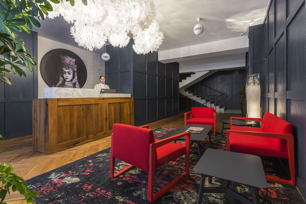 Shota Rustaveli Boutique hotel 56/68