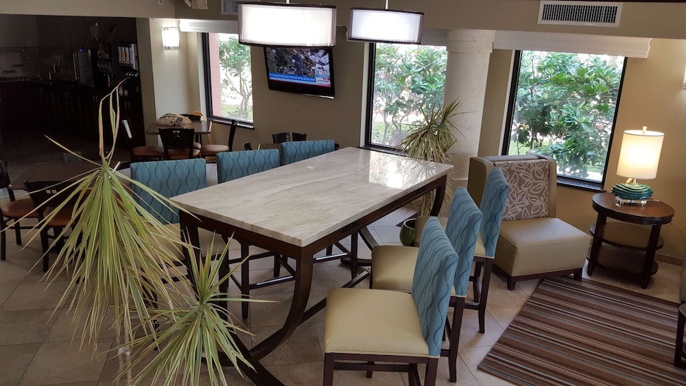 Best Western Intracoastal Inn 16/32