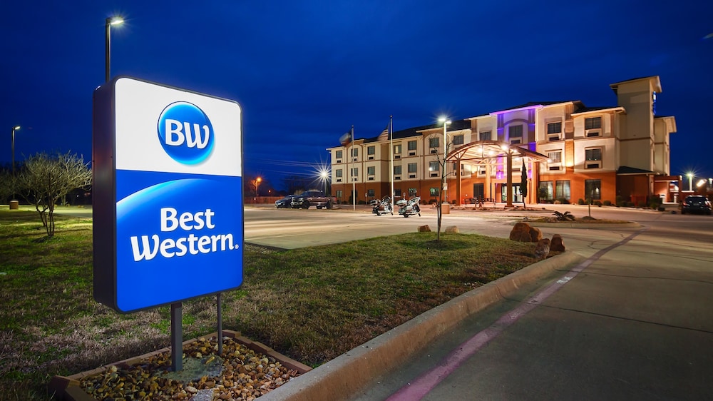 Best Western Giddings Inn And Suites 1/34