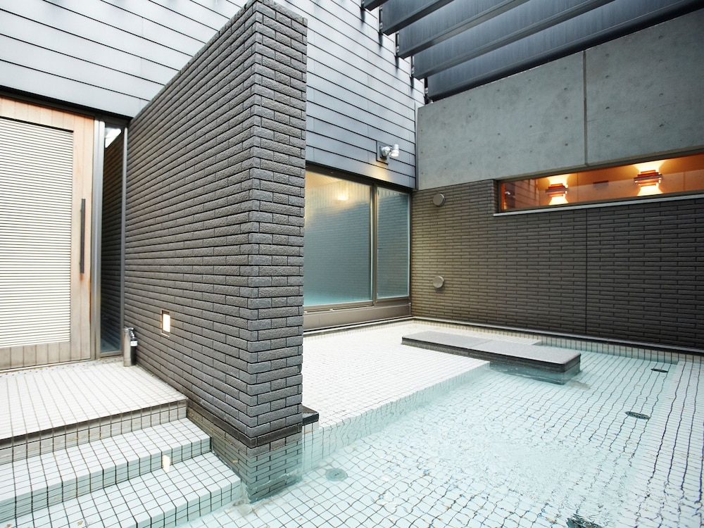 Osaka Academia 34/61