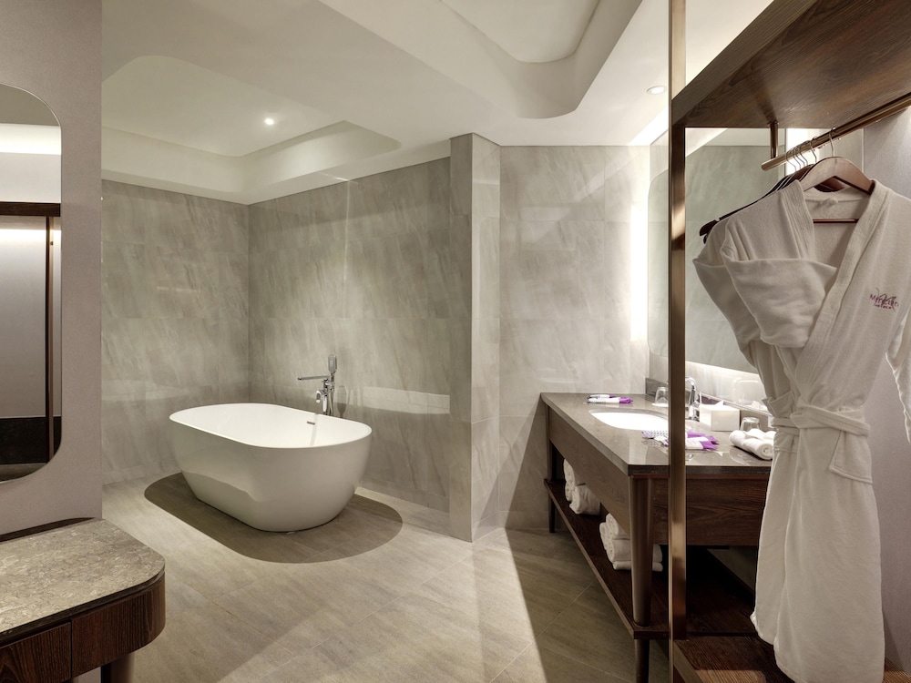 Mercure Jakarta Gatot Subroto 78/78