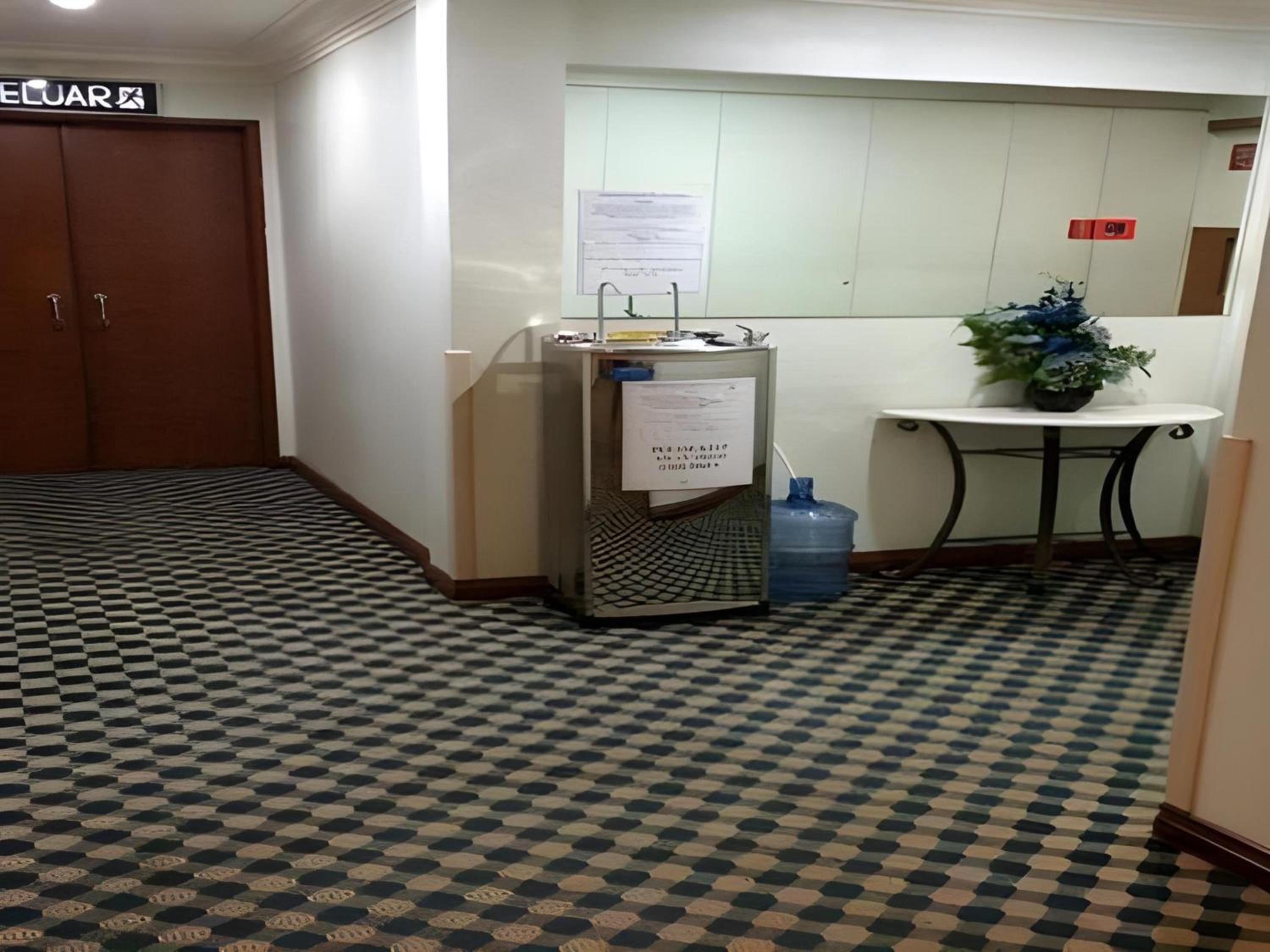 Hotel O Asia City 21/31