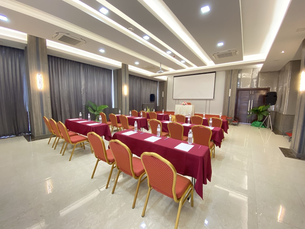 Vareena Palace 19/27