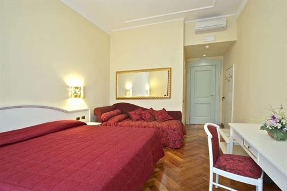 Hotel Excelsior Splendide 18/45