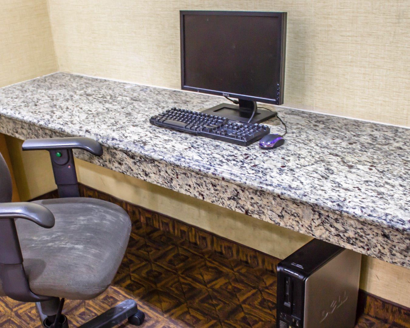 Travelodge by Wyndham Ozone Park 16/19
