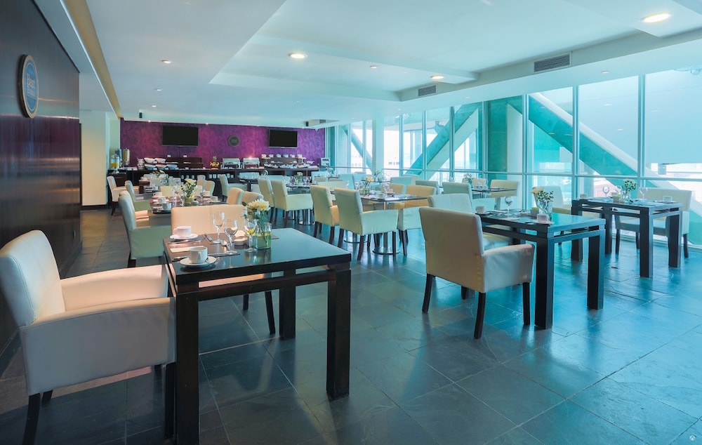Four Points By Sheraton Los Angeles 27/44