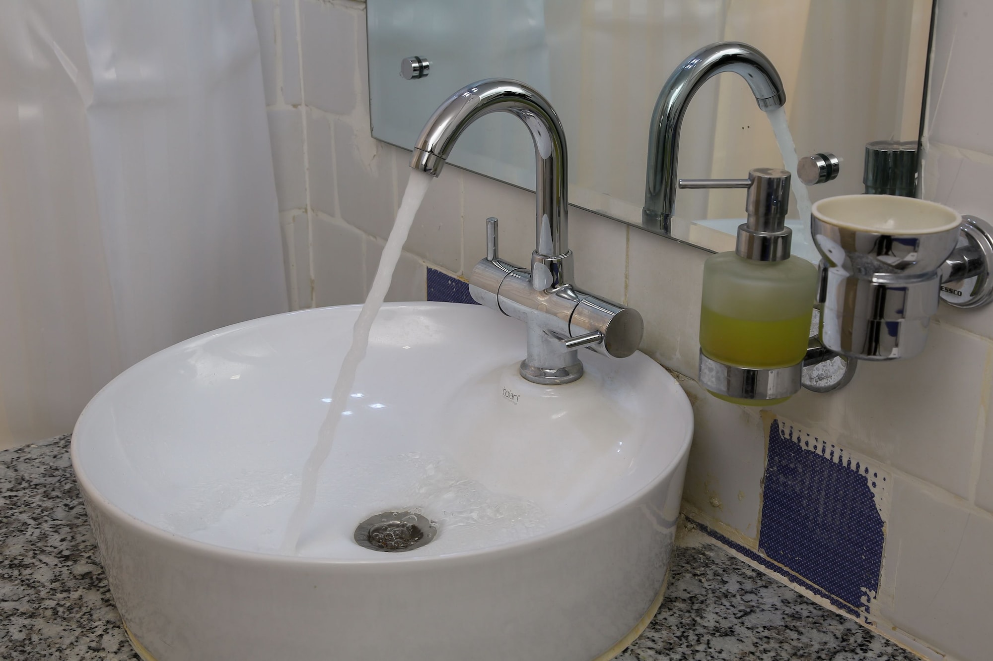 Deluxe, Triple, 3 Beds, Hill View 8/8