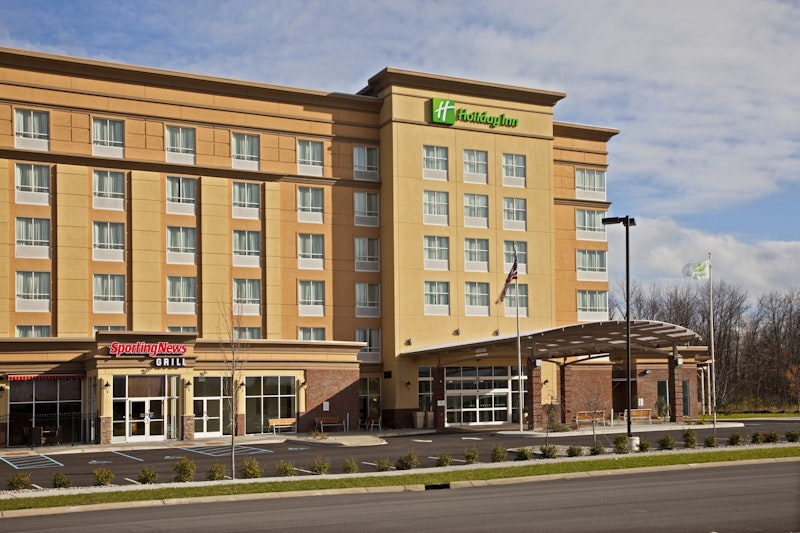 Holiday Inn Louisville Airport South 7/62