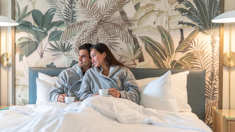 Hyatt Centric Delfina Santa Monica 10/65