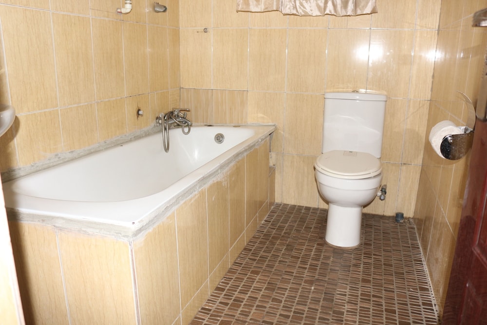 Albert Suites 16/19