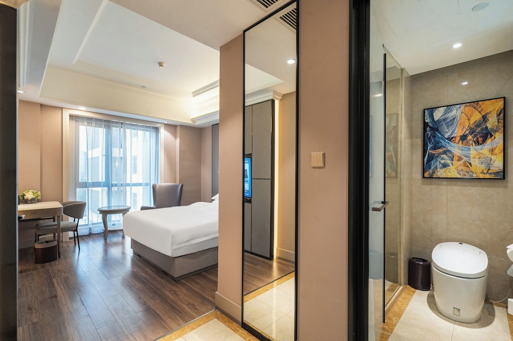 Mercure Hangzhou Linping 66/67