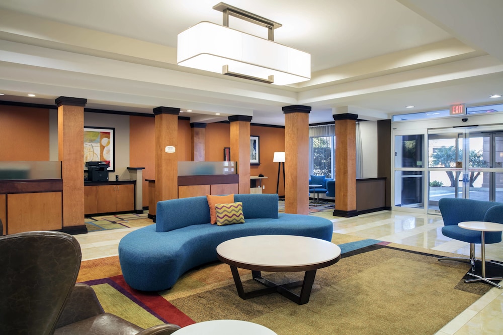 Fairfield Inn Suites By Marriott Lakeland Plant City 32/48
