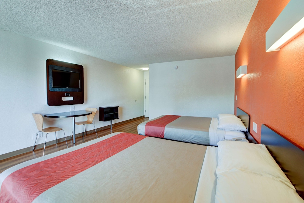 Motel6 Santa Ana, CA - Irvine - Orange County Airport 22/54
