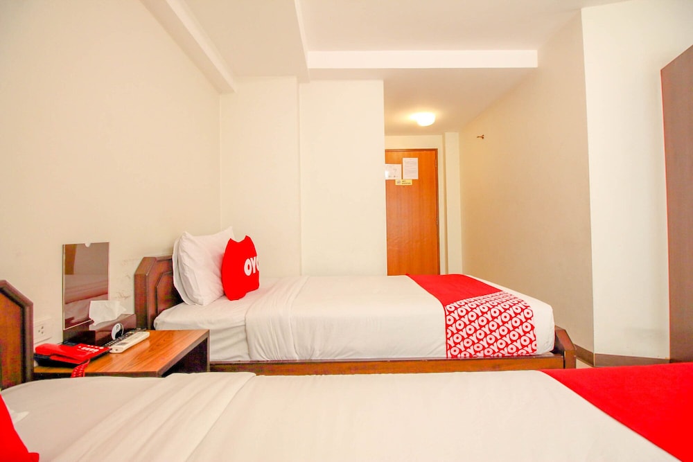 SUPERIOR, TWIN BEDS